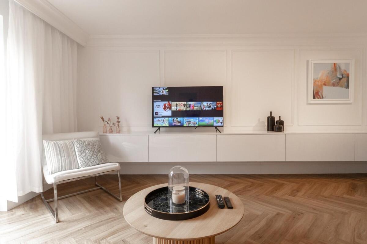 Luxury 2 Bed Edwalton *
