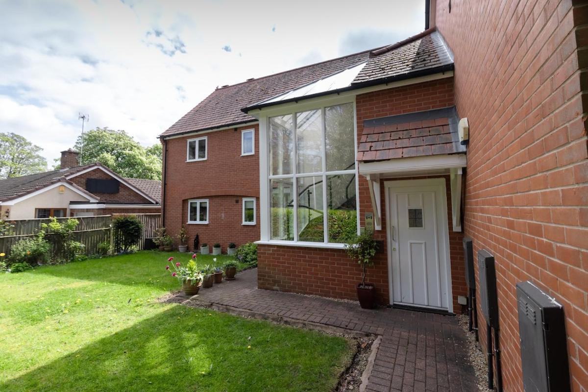 Apartment Luxury 2 Bed Edwalton *